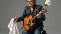 Bruce Springsteen Promises Mild Ruckus Concert